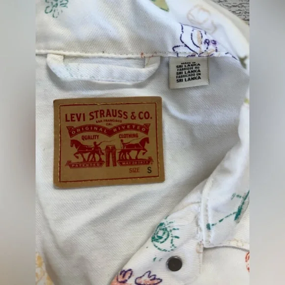 Levi's White Trucker Denim Jean Jacket All Over Print Floral size small - Picture 5 of 11
